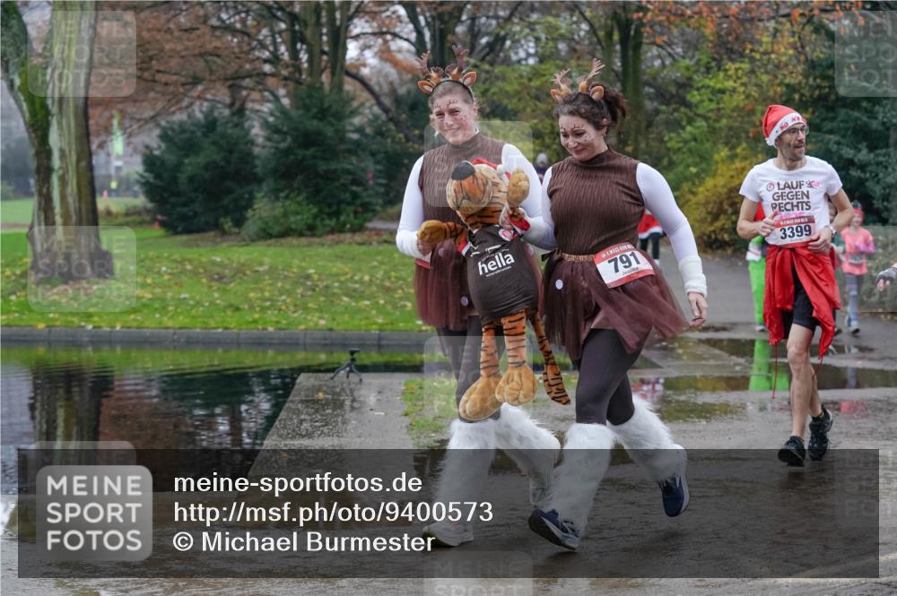 07.12.2025 - St. Pauli X-Mass-Run No. 15 Michael Burmester http://msf.ph/oto/9400573 07.12.2025 10:22:55 Laufen 791, 3399 meine-sportfotos.de