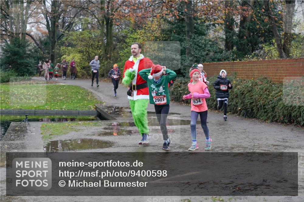 07.12.2025 - St. Pauli X-Mass-Run No. 15 Michael Burmester http://msf.ph/oto/9400598 07.12.2025 10:23:01 Laufen 2901, 934, 379 meine-sportfotos.de