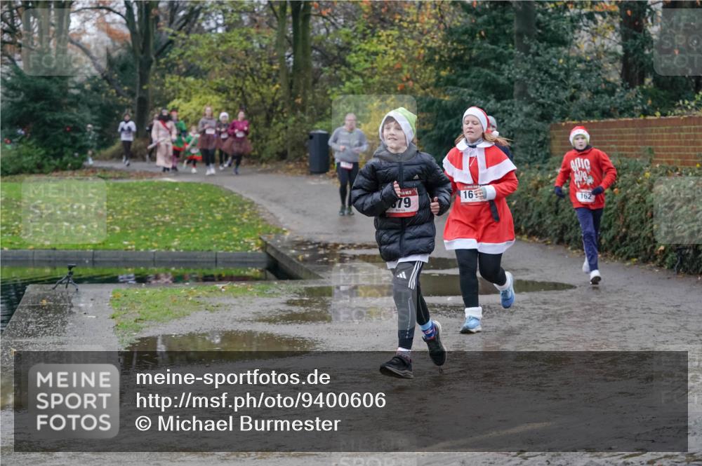 07.12.2025 - St. Pauli X-Mass-Run No. 15 Michael Burmester http://msf.ph/oto/9400606 07.12.2025 10:23:03 Laufen 15, 879, 16, 162 meine-sportfotos.de