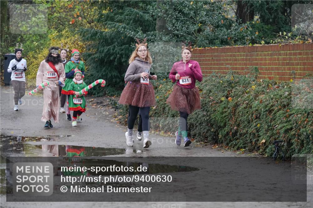 07.12.2025 - St. Pauli X-Mass-Run No. 15 Michael Burmester http://msf.ph/oto/9400630 07.12.2025 10:23:12 Laufen 4072, 1189, 1195, 636, 631 meine-sportfotos.de