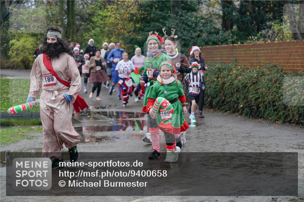 07.12.2025 - St. Pauli X-Mass-Run No. 15 Michael Burmester http://msf.ph/oto/9400658 07.12.2025 10:23:21 Laufen 5, 189, 2535, 1195 meine-sportfotos.de