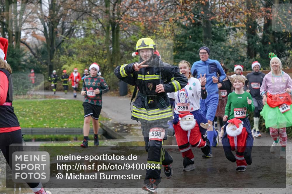 07.12.2025 - St. Pauli X-Mass-Run No. 15 Michael Burmester http://msf.ph/oto/9400684 07.12.2025 10:23:26 Laufen 633, 598, 2356, 539, 2950, 2355, 559 meine-sportfotos.de
