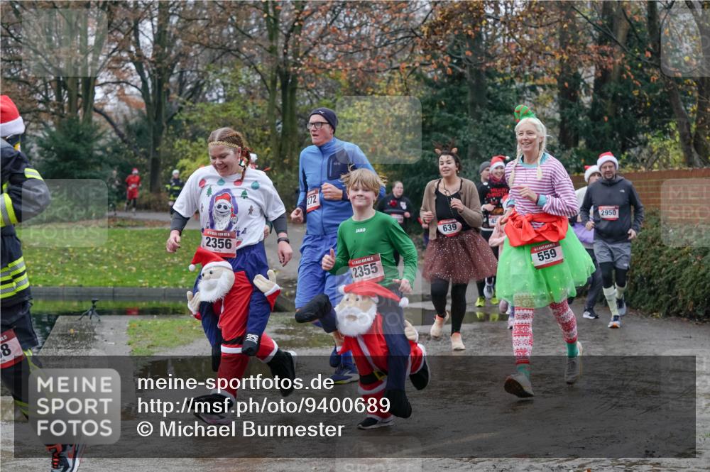 07.12.2025 - St. Pauli X-Mass-Run No. 15 Michael Burmester http://msf.ph/oto/9400689 07.12.2025 10:23:27 Laufen 8, 5, 2356, 272, 2355, 639, 559, 2950 meine-sportfotos.de