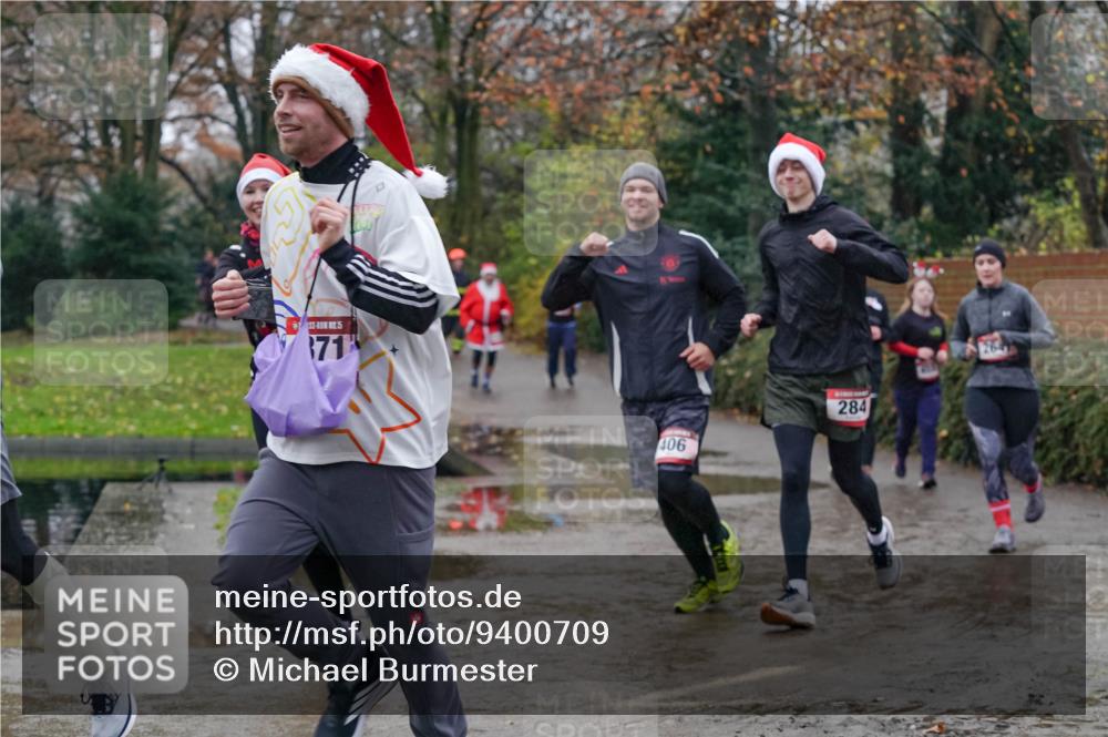 07.12.2025 - St. Pauli X-Mass-Run No. 15 Michael Burmester http://msf.ph/oto/9400709 07.12.2025 10:23:31 Laufen 71, 17, 406, 284, 264 meine-sportfotos.de