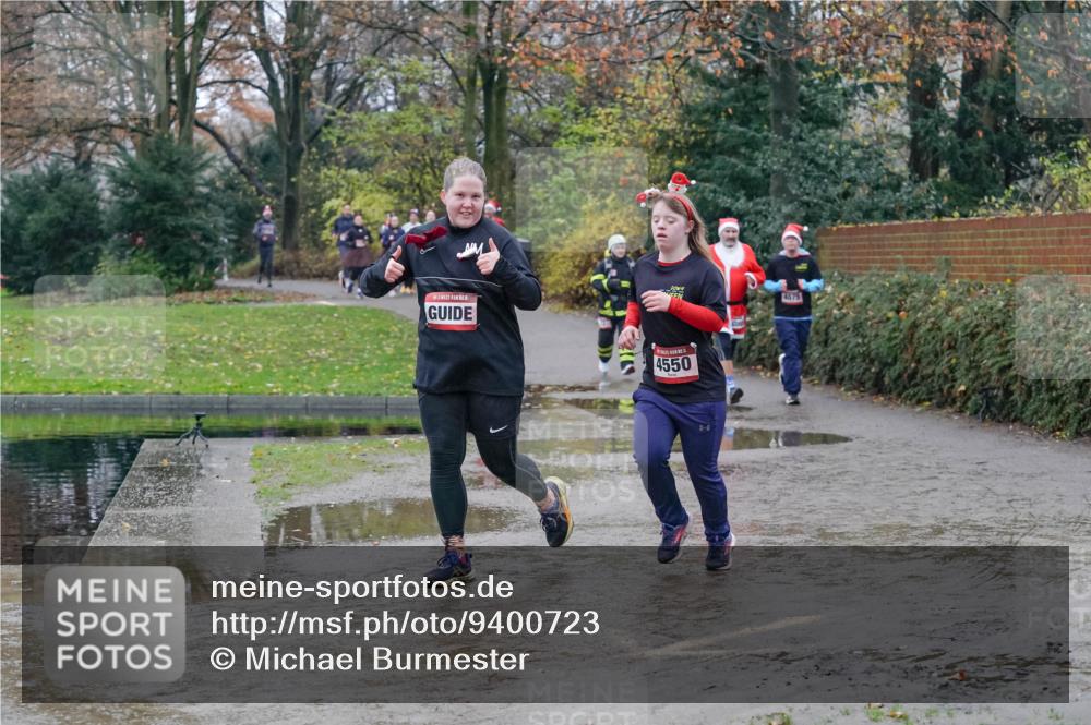 07.12.2025 - St. Pauli X-Mass-Run No. 15 Michael Burmester http://msf.ph/oto/9400723 07.12.2025 10:23:35 Laufen 4550, 4075 meine-sportfotos.de