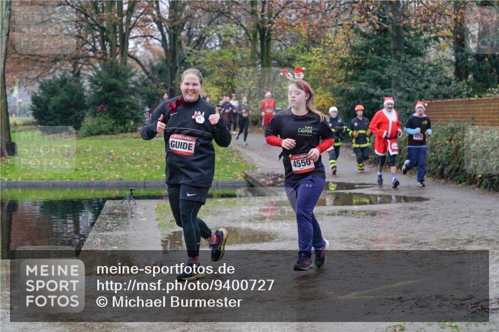 07.12.2025 - St. Pauli X-Mass-Run No. 15 Michael Burmester http://msf.ph/oto/9400727 07.12.2025 10:23:35 Laufen 4550, 4875 meine-sportfotos.de