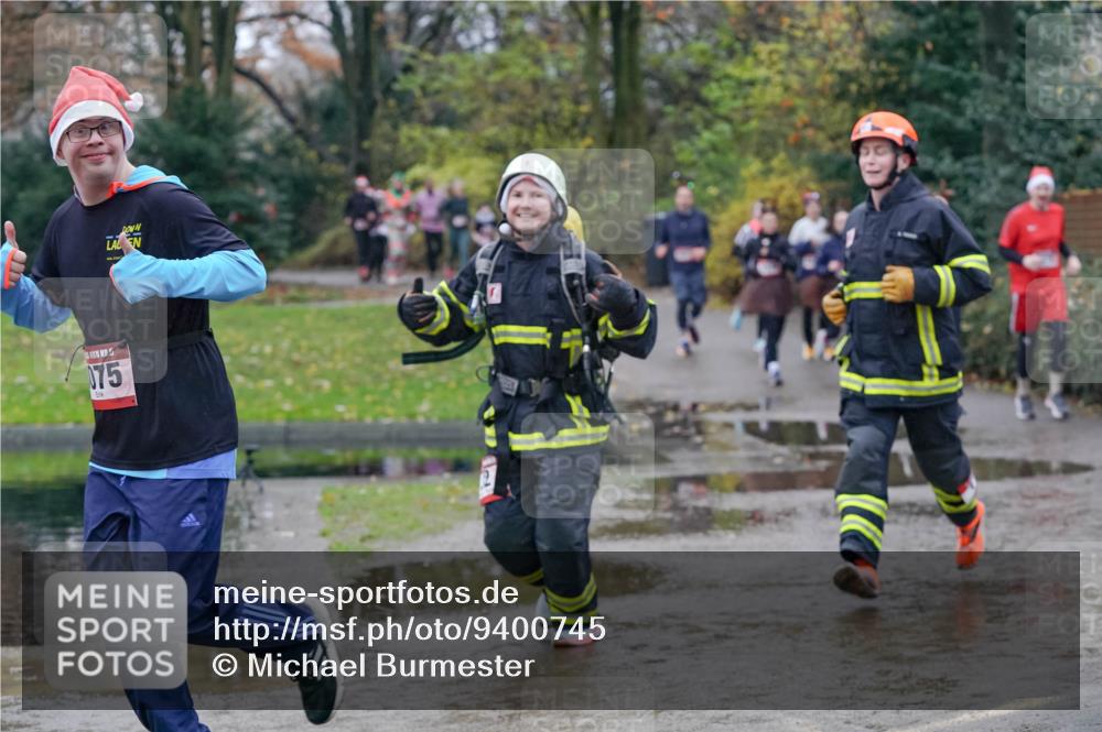 07.12.2025 - St. Pauli X-Mass-Run No. 15 Michael Burmester http://msf.ph/oto/9400745 07.12.2025 10:23:41 Laufen 075 meine-sportfotos.de