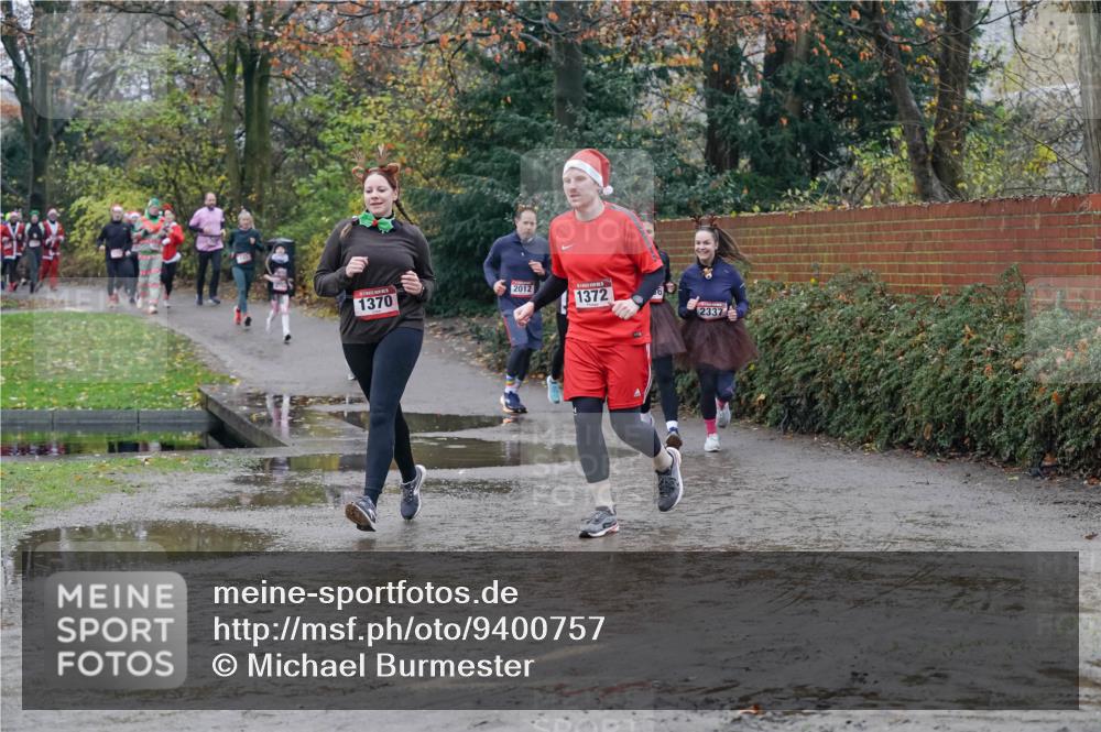 07.12.2025 - St. Pauli X-Mass-Run No. 15 Michael Burmester http://msf.ph/oto/9400757 07.12.2025 10:23:44 Laufen 1370, 2012, 1372, 2337 meine-sportfotos.de