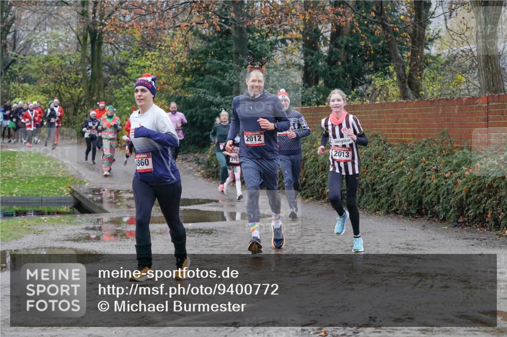 07.12.2025 - St. Pauli X-Mass-Run No. 15 Michael Burmester http://msf.ph/oto/9400772 07.12.2025 10:23:49 Laufen 860, 2762, 2012, 2013 meine-sportfotos.de