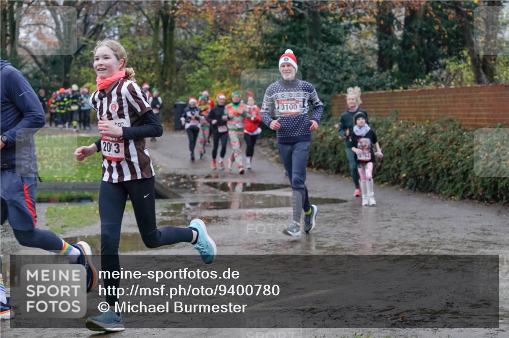 07.12.2025 - St. Pauli X-Mass-Run No. 15 Michael Burmester http://msf.ph/oto/9400780 07.12.2025 10:23:50 Laufen 203, 3100, 2762 meine-sportfotos.de
