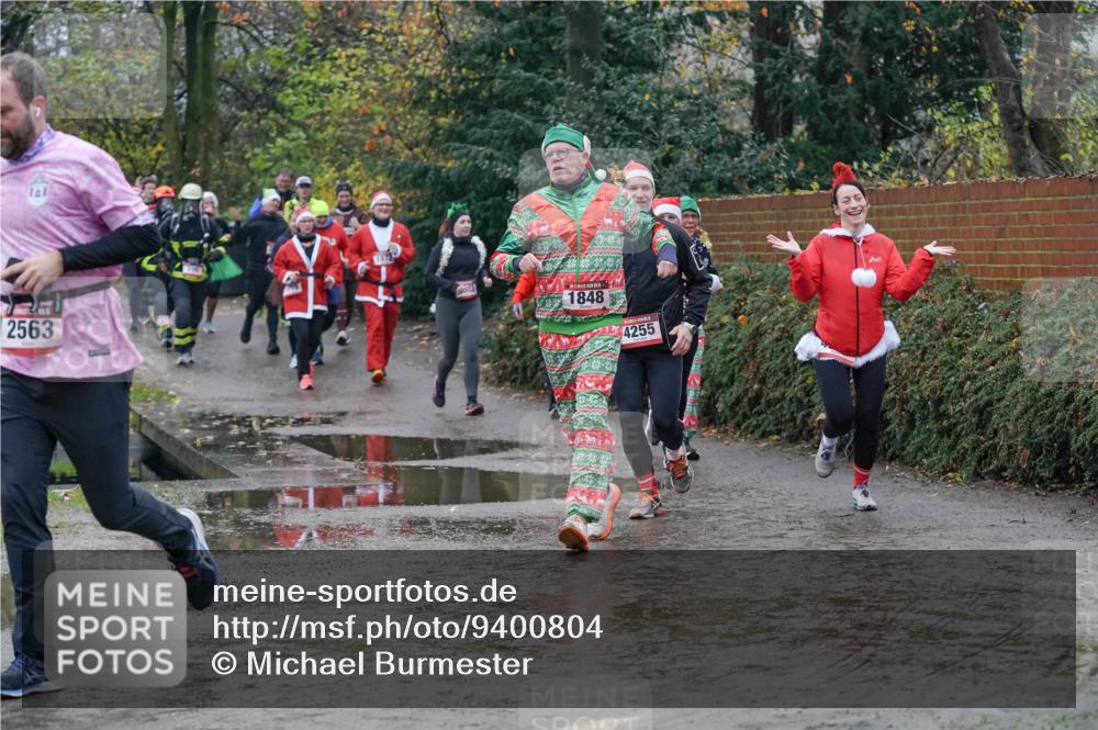 07.12.2025 - St. Pauli X-Mass-Run No. 15 Michael Burmester http://msf.ph/oto/9400804 07.12.2025 10:23:55 Laufen 2563, 1872, 603, 1848, 4255 meine-sportfotos.de