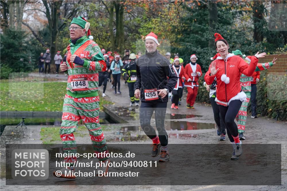 07.12.2025 - St. Pauli X-Mass-Run No. 15 Michael Burmester http://msf.ph/oto/9400811 07.12.2025 10:23:57 Laufen 1848, 4255, 13724 meine-sportfotos.de
