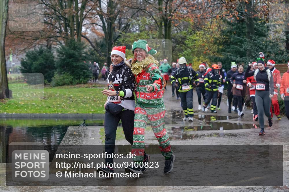 07.12.2025 - St. Pauli X-Mass-Run No. 15 Michael Burmester http://msf.ph/oto/9400823 07.12.2025 10:23:59 Laufen 00, 290, 1863, 2303 meine-sportfotos.de