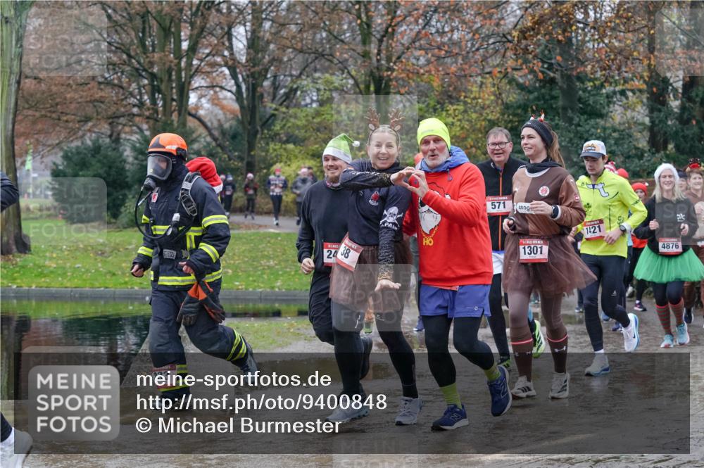 07.12.2025 - St. Pauli X-Mass-Run No. 15 Michael Burmester http://msf.ph/oto/9400848 07.12.2025 10:24:06 Laufen 233, 248, 571, 1301, 1421, 4876 meine-sportfotos.de