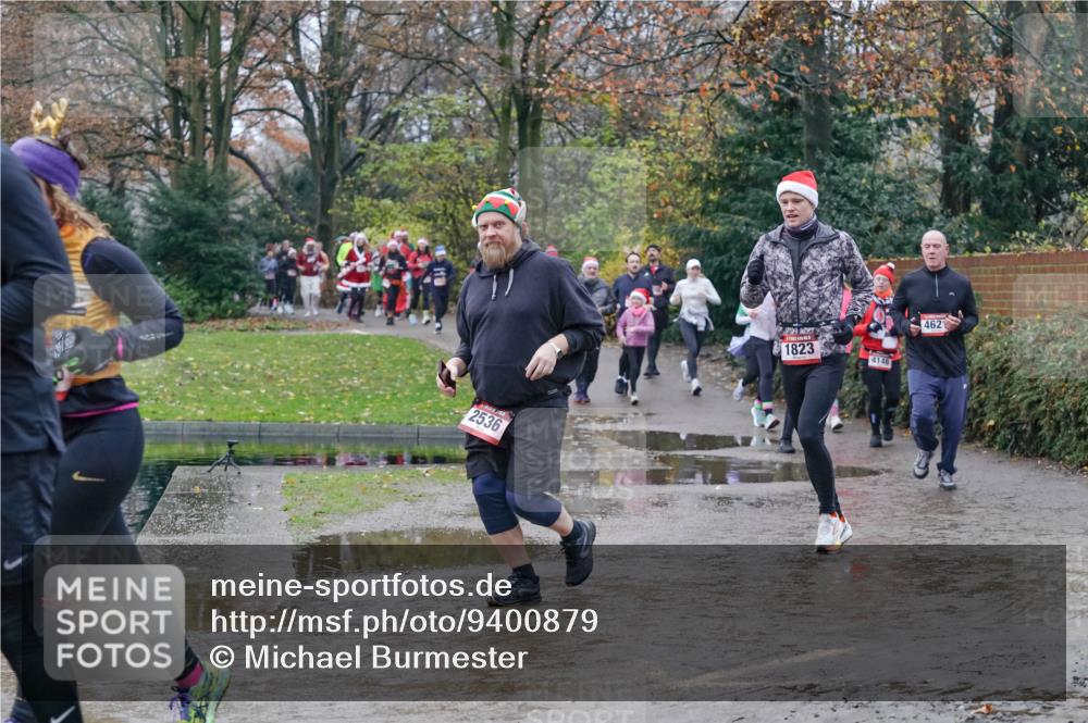 07.12.2025 - St. Pauli X-Mass-Run No. 15 Michael Burmester http://msf.ph/oto/9400879 07.12.2025 10:24:12 Laufen 2536, 1823, 4146, 462 meine-sportfotos.de