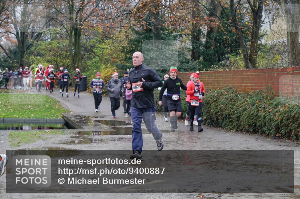 07.12.2025 - St. Pauli X-Mass-Run No. 15 Michael Burmester http://msf.ph/oto/9400887 07.12.2025 10:24:14 Laufen 2421, 462, 4146 meine-sportfotos.de