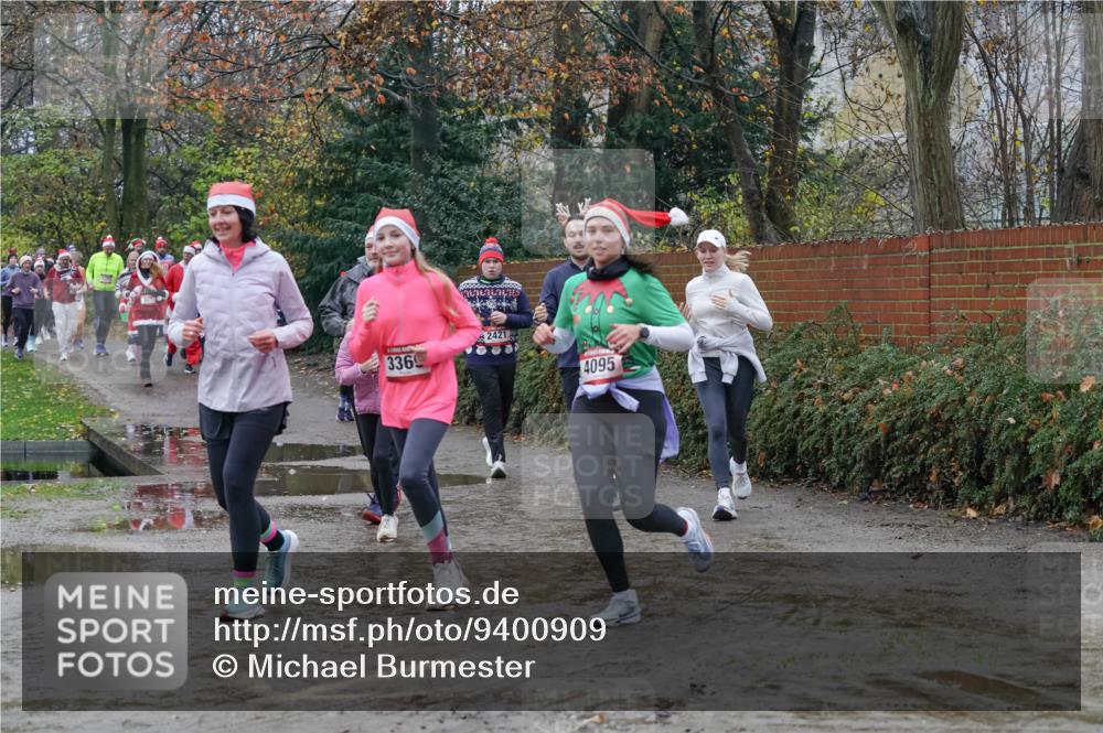 07.12.2025 - St. Pauli X-Mass-Run No. 15 Michael Burmester http://msf.ph/oto/9400909 07.12.2025 10:24:18 Laufen 336, 2421, 4095 meine-sportfotos.de