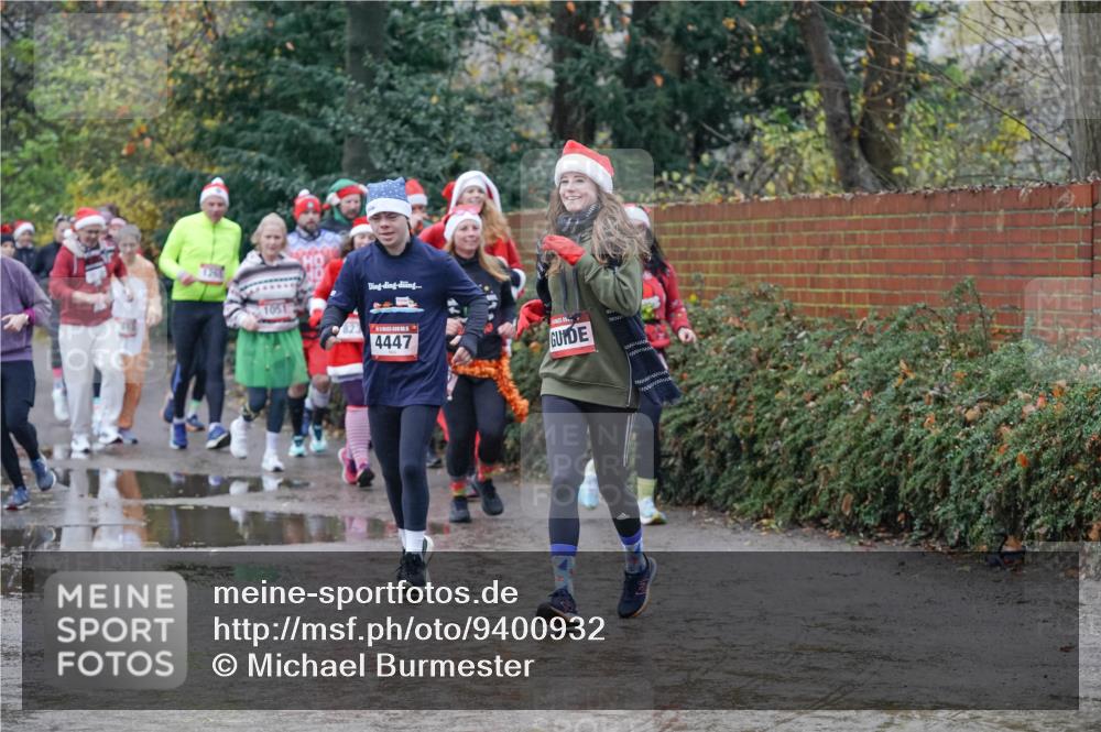 07.12.2025 - St. Pauli X-Mass-Run No. 15 Michael Burmester http://msf.ph/oto/9400932 07.12.2025 10:24:25 Laufen 823, 4447 meine-sportfotos.de