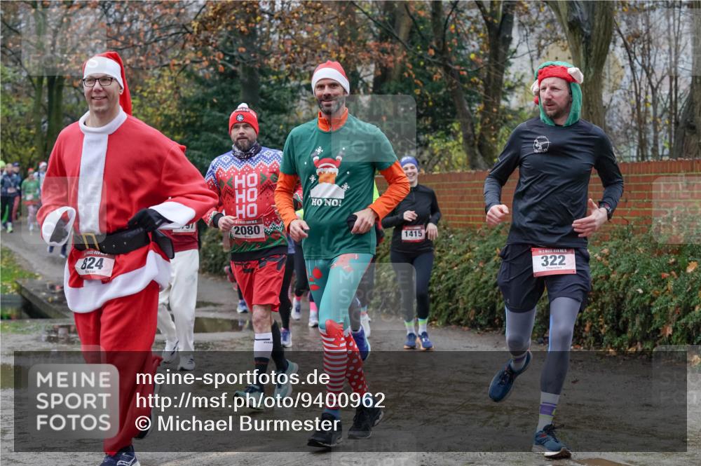 07.12.2025 - St. Pauli X-Mass-Run No. 15 Michael Burmester http://msf.ph/oto/9400962 07.12.2025 10:24:31 Laufen 824, 2080, 1415, 15, 322 meine-sportfotos.de