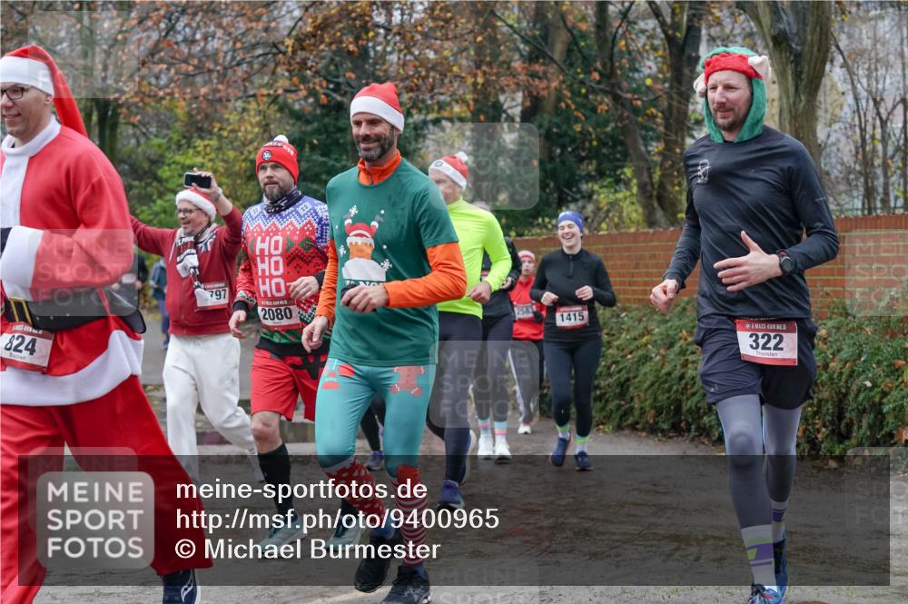 07.12.2025 - St. Pauli X-Mass-Run No. 15 Michael Burmester http://msf.ph/oto/9400965 07.12.2025 10:24:31 Laufen 824, 797, 2080, 2583, 1415, 15, 322 meine-sportfotos.de