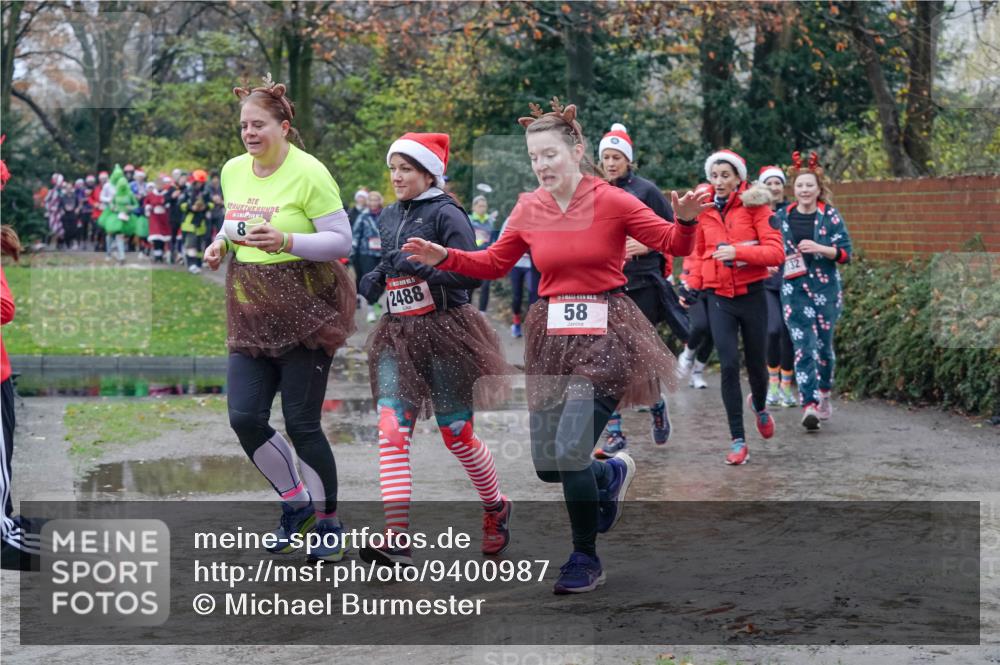 07.12.2025 - St. Pauli X-Mass-Run No. 15 Michael Burmester http://msf.ph/oto/9400987 07.12.2025 10:24:36 Laufen 8, 2488, 58, 132 meine-sportfotos.de
