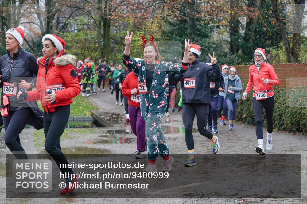 07.12.2025 - St. Pauli X-Mass-Run No. 15 Michael Burmester http://msf.ph/oto/9400999 07.12.2025 10:24:38 Laufen 1267, 15, 275, 132, 4617, 26, 3838, 1758 meine-sportfotos.de