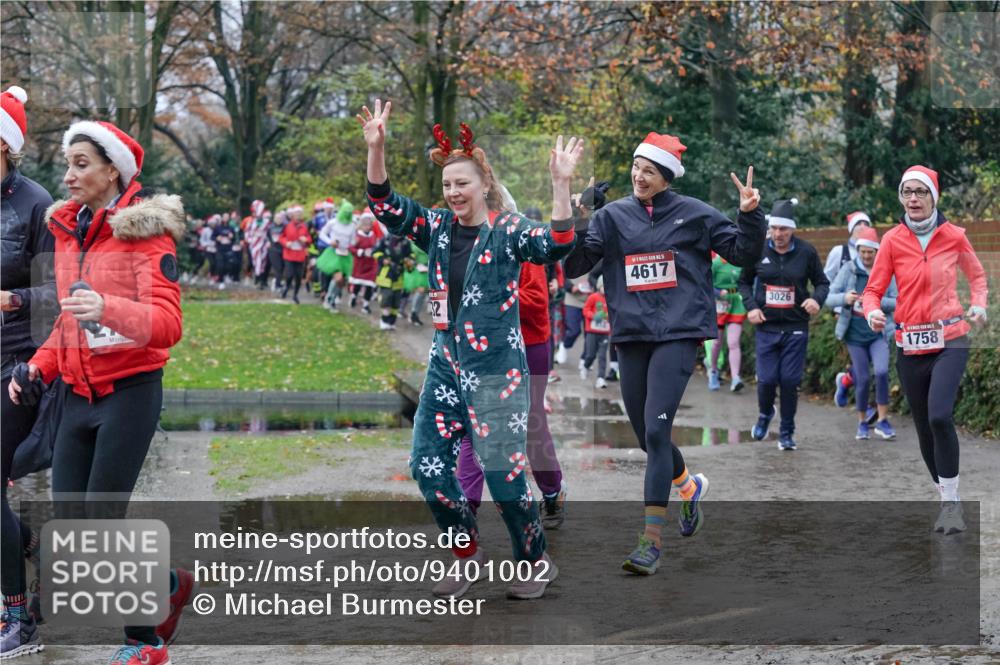 07.12.2025 - St. Pauli X-Mass-Run No. 15 Michael Burmester http://msf.ph/oto/9401002 07.12.2025 10:24:39 Laufen 32, 4617, 3026, 1758 meine-sportfotos.de