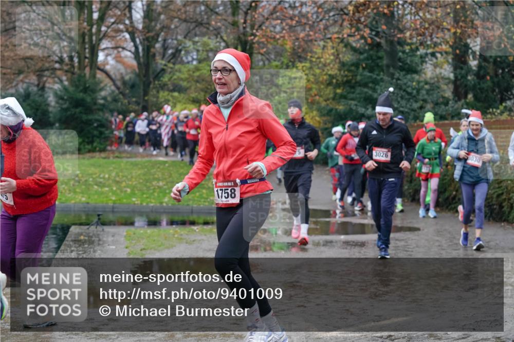 07.12.2025 - St. Pauli X-Mass-Run No. 15 Michael Burmester http://msf.ph/oto/9401009 07.12.2025 10:24:40 Laufen 15, 15, 1758, 3026, 3030 meine-sportfotos.de
