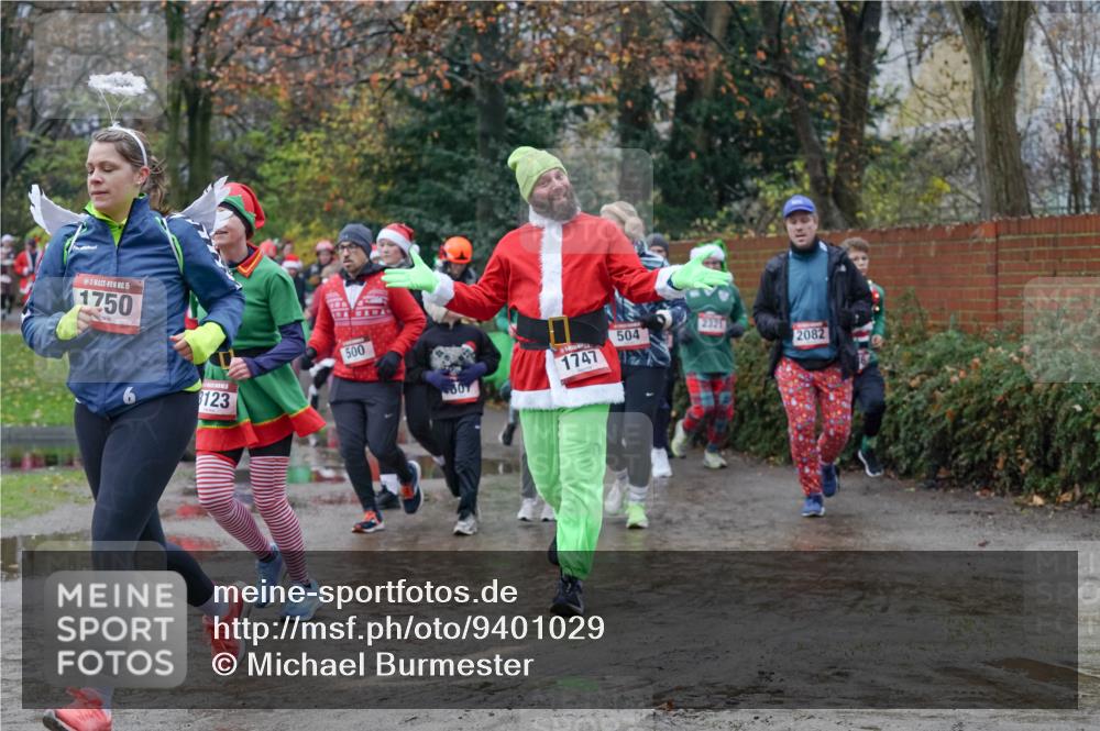 07.12.2025 - St. Pauli X-Mass-Run No. 15 Michael Burmester http://msf.ph/oto/9401029 07.12.2025 10:24:45 Laufen 15, 1750, 8123, 500, 307, 1747, 504, 2321, 2082 meine-sportfotos.de