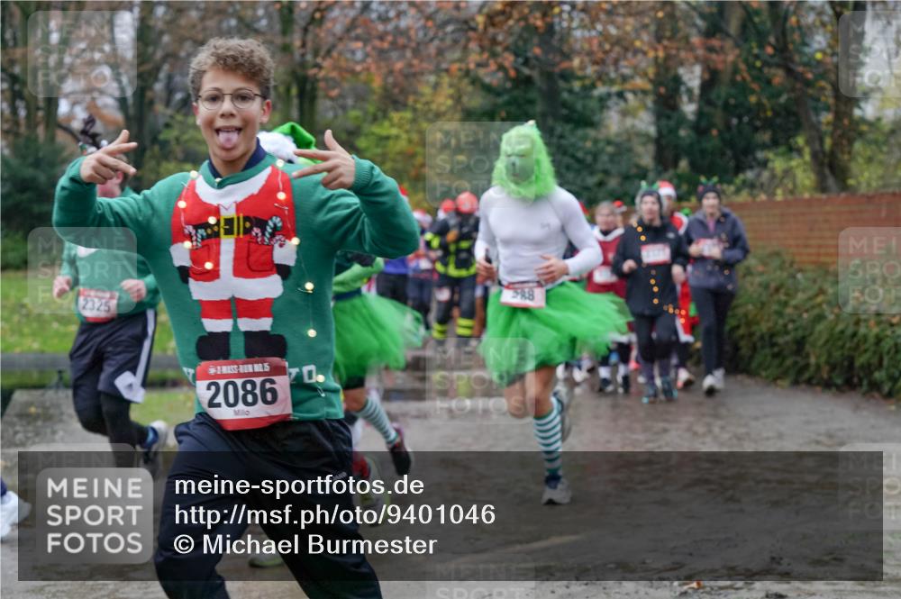 07.12.2025 - St. Pauli X-Mass-Run No. 15 Michael Burmester http://msf.ph/oto/9401046 07.12.2025 10:24:49 Laufen 2325, 2086, 70, 588 meine-sportfotos.de