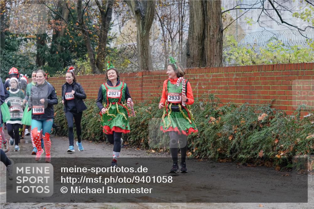07.12.2025 - St. Pauli X-Mass-Run No. 15 Michael Burmester http://msf.ph/oto/9401058 07.12.2025 10:24:52 Laufen 1089, 1245, 2921, 5, 2933 meine-sportfotos.de