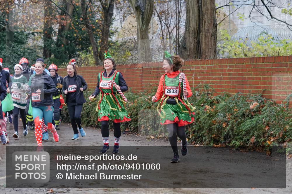07.12.2025 - St. Pauli X-Mass-Run No. 15 Michael Burmester http://msf.ph/oto/9401060 07.12.2025 10:24:52 Laufen 1715, 1089, 1245, 292, 2933 meine-sportfotos.de