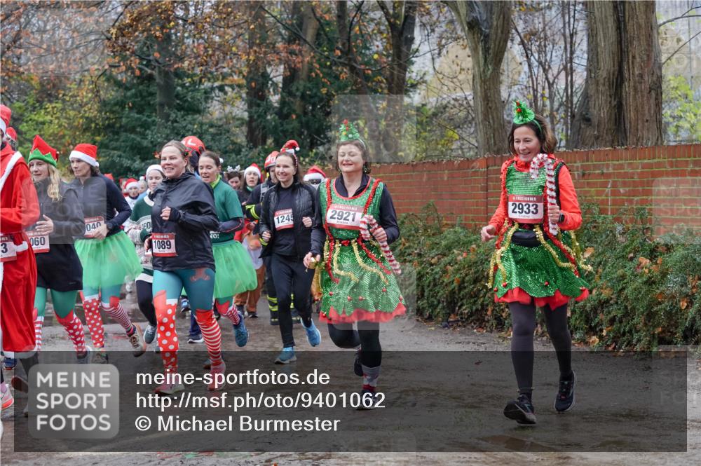 07.12.2025 - St. Pauli X-Mass-Run No. 15 Michael Burmester http://msf.ph/oto/9401062 07.12.2025 10:24:53 Laufen 060, 040, 1089, 1245, 2921, 15, 2933 meine-sportfotos.de