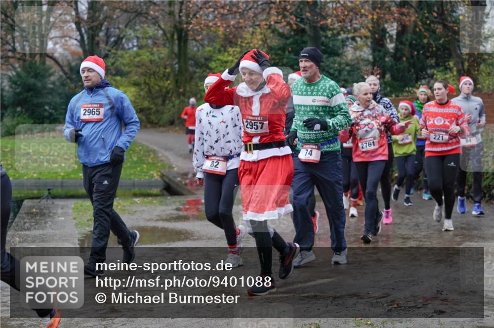 07.12.2025 - St. Pauli X-Mass-Run No. 15 Michael Burmester http://msf.ph/oto/9401088 07.12.2025 10:24:59 Laufen 2965, 82, 8888888, 2957, 74, 2761, 221, 84 meine-sportfotos.de