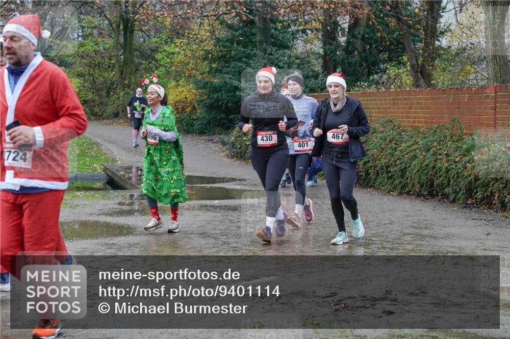07.12.2025 - St. Pauli X-Mass-Run No. 15 Michael Burmester http://msf.ph/oto/9401114 07.12.2025 10:25:06 Laufen 724, 1096, 430, 401, 467 meine-sportfotos.de