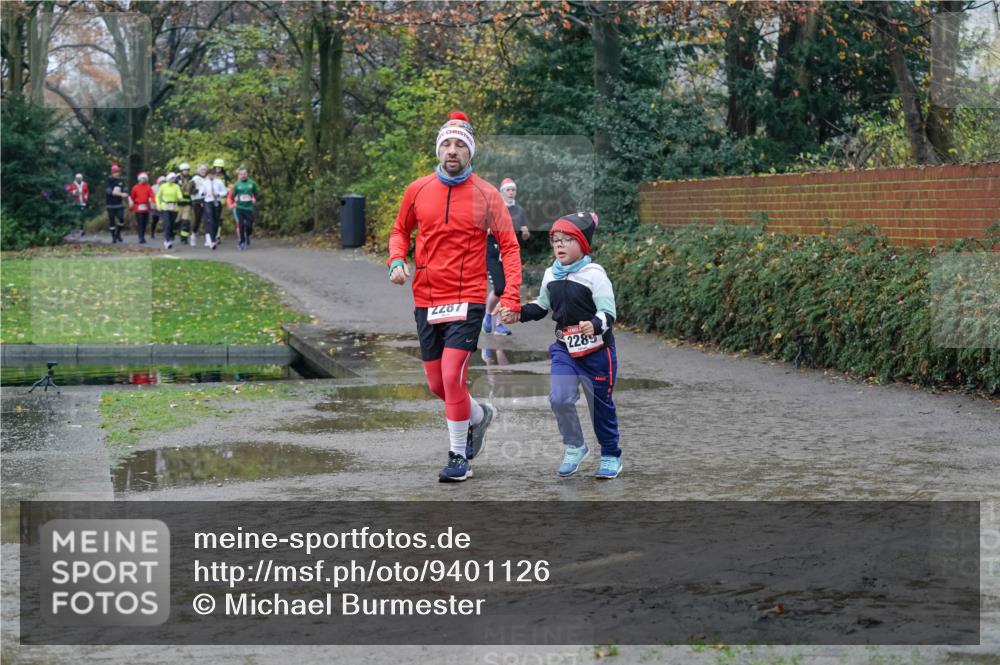 07.12.2025 - St. Pauli X-Mass-Run No. 15 Michael Burmester http://msf.ph/oto/9401126 07.12.2025 10:25:10 Laufen 2287, 2289 meine-sportfotos.de