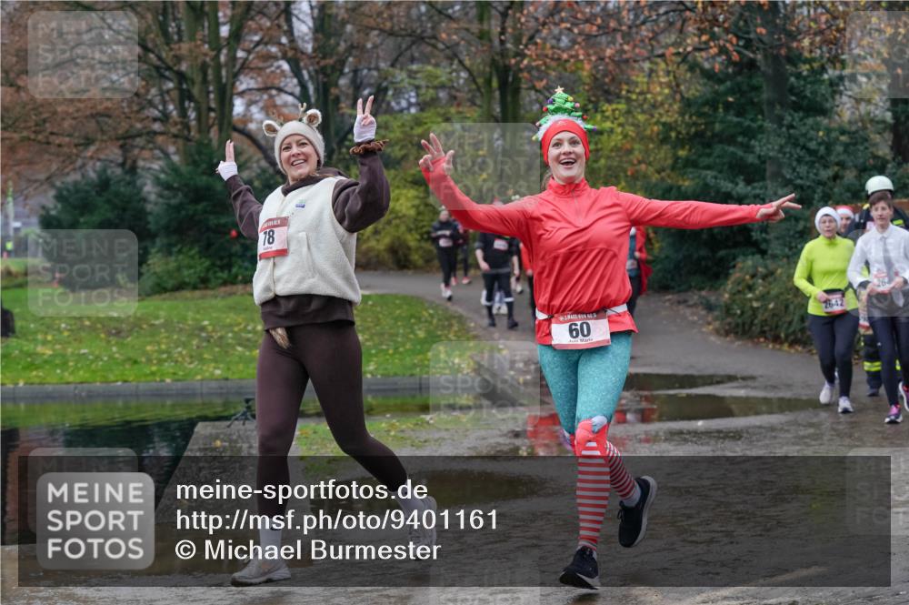 07.12.2025 - St. Pauli X-Mass-Run No. 15 Michael Burmester http://msf.ph/oto/9401161 07.12.2025 10:25:24 Laufen 78, 15, 60, 2642, 264 meine-sportfotos.de