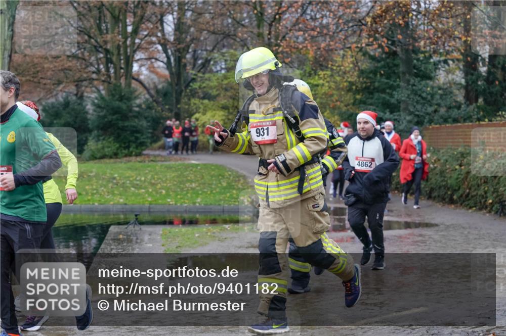07.12.2025 - St. Pauli X-Mass-Run No. 15 Michael Burmester http://msf.ph/oto/9401182 07.12.2025 10:25:28 Laufen 931, 4862 meine-sportfotos.de