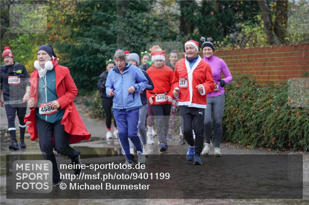 07.12.2025 - St. Pauli X-Mass-Run No. 15 Michael Burmester http://msf.ph/oto/9401199 07.12.2025 10:25:32 Laufen 488, 4493, 287 meine-sportfotos.de
