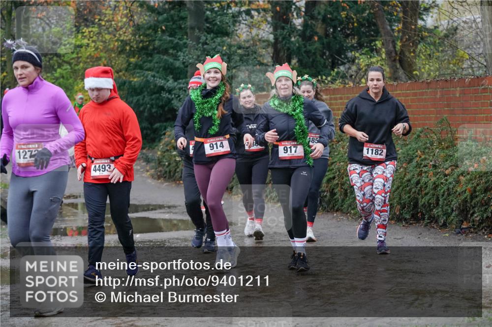 07.12.2025 - St. Pauli X-Mass-Run No. 15 Michael Burmester http://msf.ph/oto/9401211 07.12.2025 10:25:36 Laufen 1272, 4493, 914, 917, 485, 1182 meine-sportfotos.de