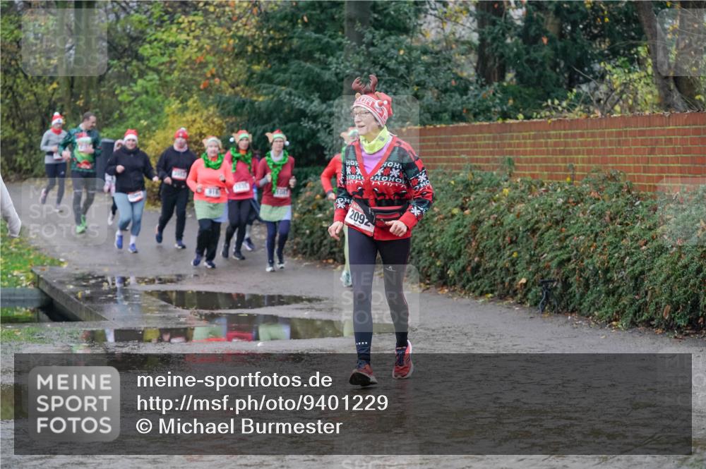 07.12.2025 - St. Pauli X-Mass-Run No. 15 Michael Burmester http://msf.ph/oto/9401229 07.12.2025 10:25:41 Laufen 1055, 101, 2092 meine-sportfotos.de