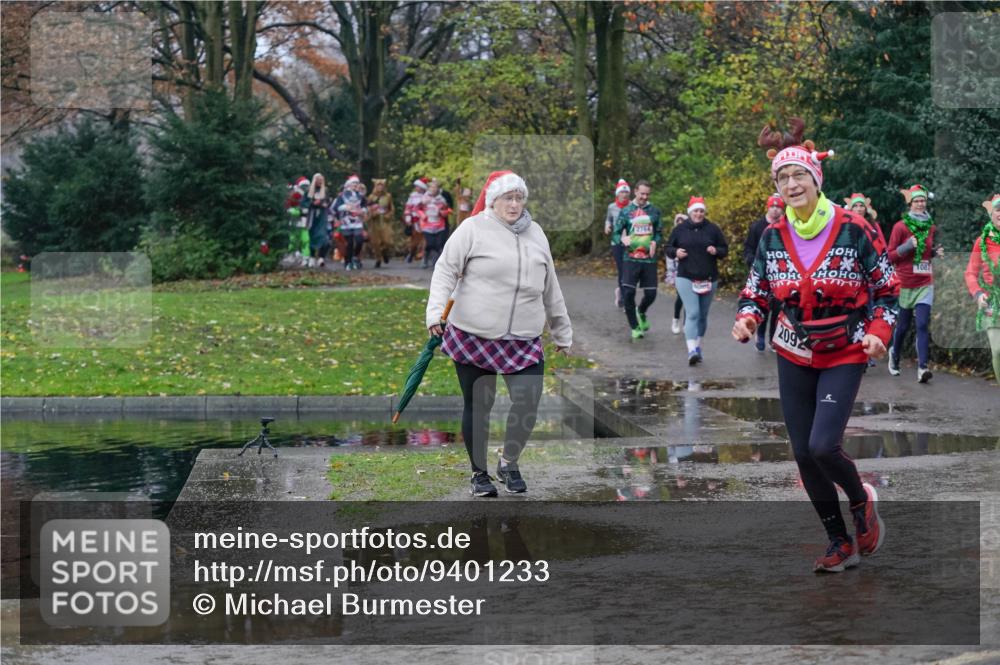 07.12.2025 - St. Pauli X-Mass-Run No. 15 Michael Burmester http://msf.ph/oto/9401233 07.12.2025 10:25:41 Laufen 1087, 2092 meine-sportfotos.de