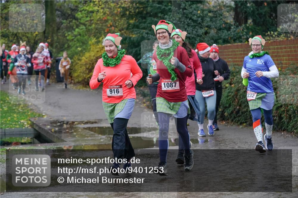 07.12.2025 - St. Pauli X-Mass-Run No. 15 Michael Burmester http://msf.ph/oto/9401253 07.12.2025 10:25:47 Laufen 15, 916, 1087, 232 meine-sportfotos.de