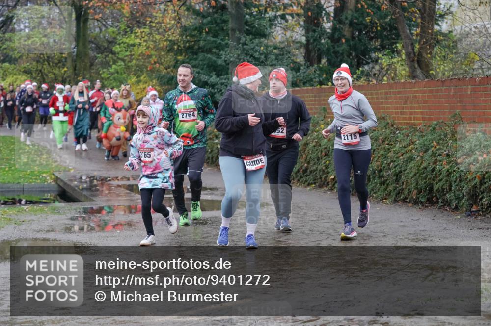 07.12.2025 - St. Pauli X-Mass-Run No. 15 Michael Burmester http://msf.ph/oto/9401272 07.12.2025 10:25:51 Laufen 2765, 2764, 52, 2115 meine-sportfotos.de