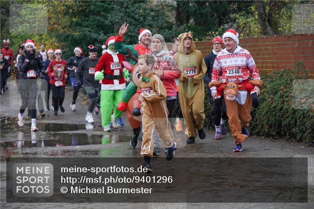 07.12.2025 - St. Pauli X-Mass-Run No. 15 Michael Burmester http://msf.ph/oto/9401296 07.12.2025 10:25:58 Laufen 215, 1521, 257, 2339, 2779, 2340 meine-sportfotos.de