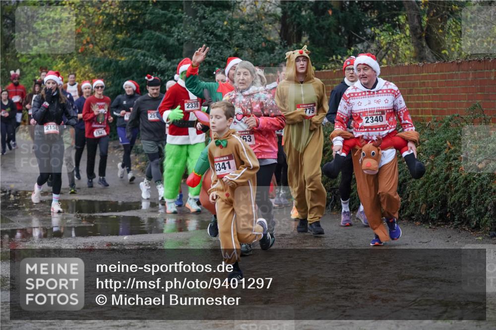 07.12.2025 - St. Pauli X-Mass-Run No. 15 Michael Burmester http://msf.ph/oto/9401297 07.12.2025 10:25:58 Laufen 215, 152, 25, 2339, 2341, 63, 779, 2340 meine-sportfotos.de