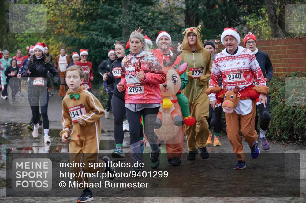 07.12.2025 - St. Pauli X-Mass-Run No. 15 Michael Burmester http://msf.ph/oto/9401299 07.12.2025 10:25:59 Laufen 2158, 2341, 2226, 15, 2763, 2779, 5, 2340, 35 meine-sportfotos.de