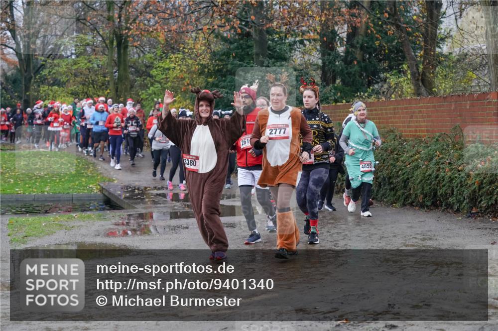 07.12.2025 - St. Pauli X-Mass-Run No. 15 Michael Burmester http://msf.ph/oto/9401340 07.12.2025 10:26:09 Laufen 3380, 261, 2777, 4859 meine-sportfotos.de