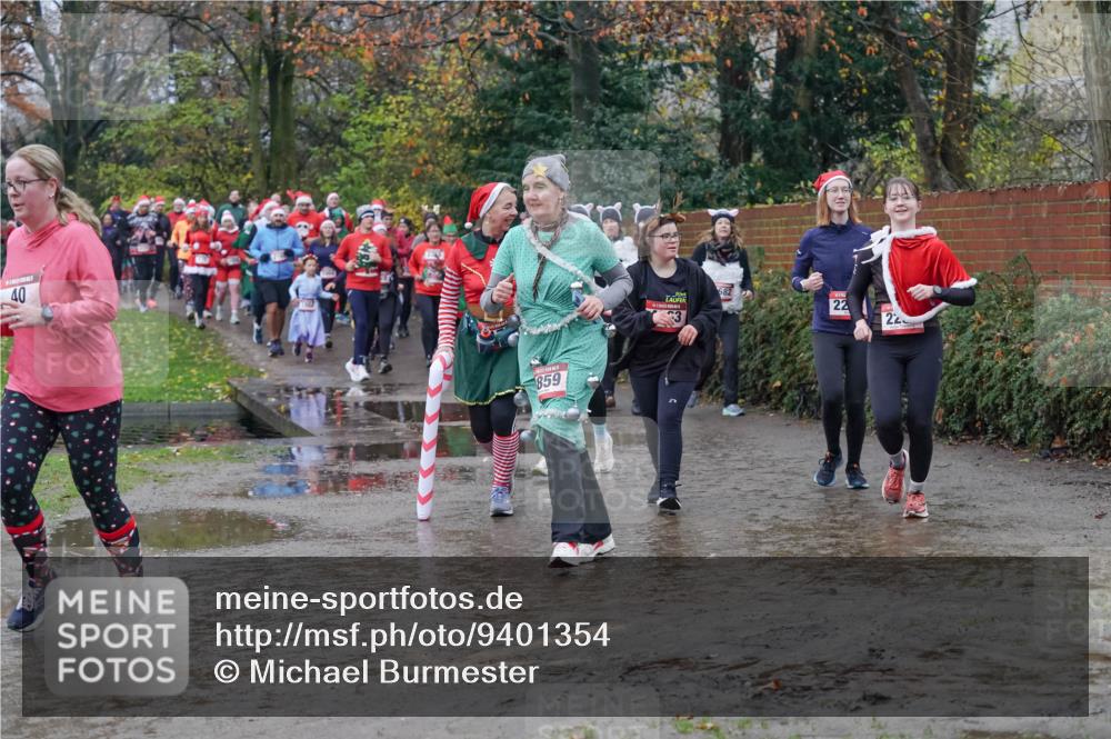 07.12.2025 - St. Pauli X-Mass-Run No. 15 Michael Burmester http://msf.ph/oto/9401354 07.12.2025 10:26:12 Laufen 40, 859, 682, 22, 22 meine-sportfotos.de