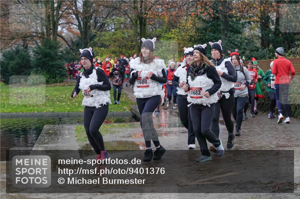 07.12.2025 - St. Pauli X-Mass-Run No. 15 Michael Burmester http://msf.ph/oto/9401376 07.12.2025 10:26:16 Laufen 1680, 1682, 1882, 2358, 22 meine-sportfotos.de